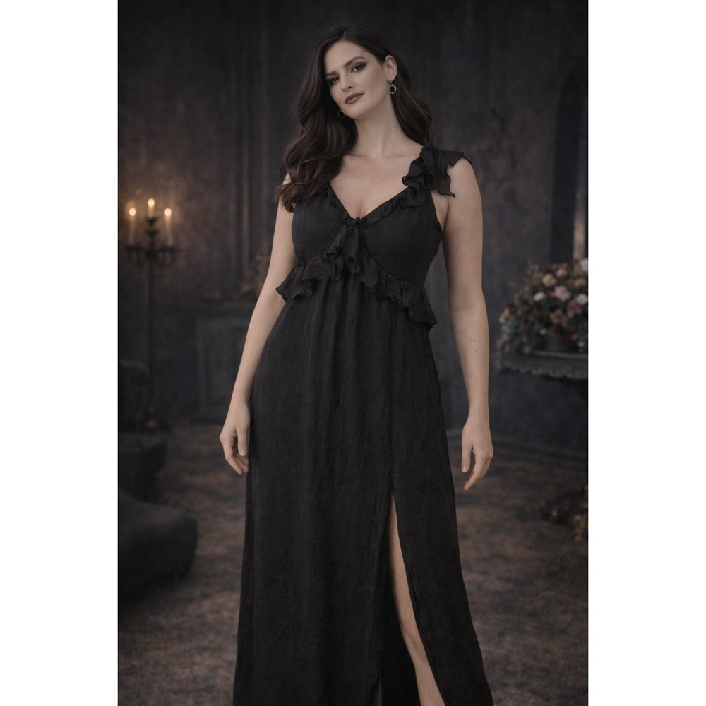 VAYH Black Ruffle V-Neck Maxi‎ Dress with Front Slit HF23C316 Small Mens